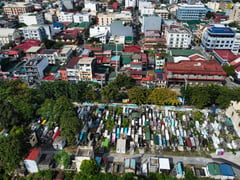 Manila South Cemetery from above