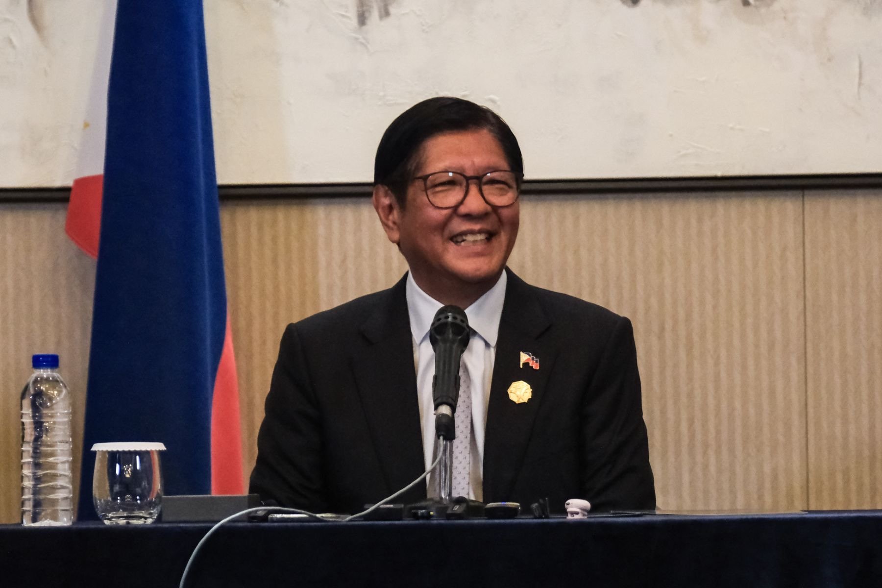 Marcos secures Samsung deal, defends WPS task force, ICI legality