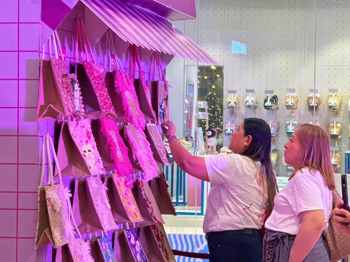 A heartfelt tribute to courage and compassion — the Pink Tote Exhibit at SM City Cebu honors the strength of breast cancer warriors and survivors, inspiring hope and awareness in every stitch and story.