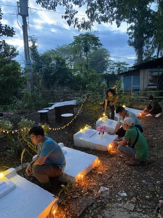 BFAR employees honor graves of whales, dolphins in Bicol