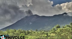 Kanlaon Volcano emits ash again; PHIVOLCS maintains Alert Level 2