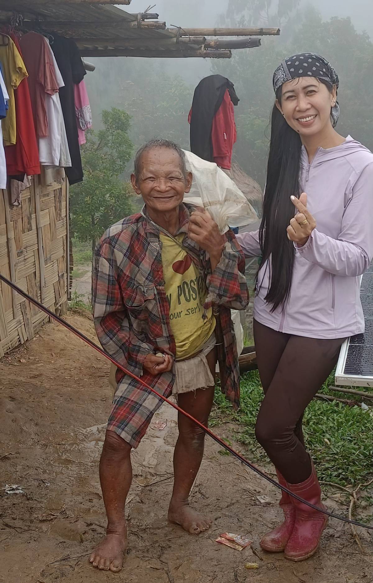 Lozano with a Mangyan elder.
