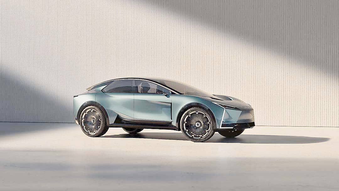 Flowing lines of the Lexus LS Coupe Concept highlight the brand's modern approach to design and performance