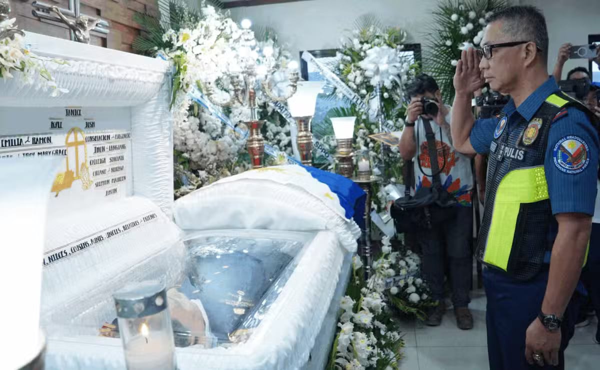 PNP chief honors fallen Capt. Deiparine