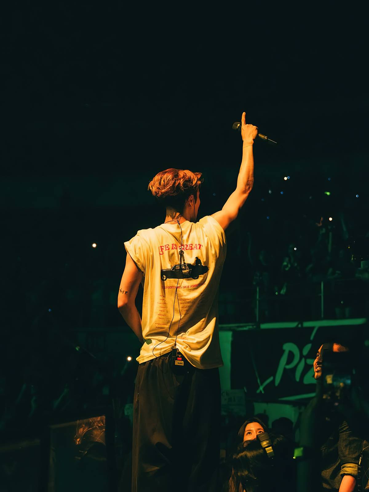 THE Chinese star and his swag in Manila.
