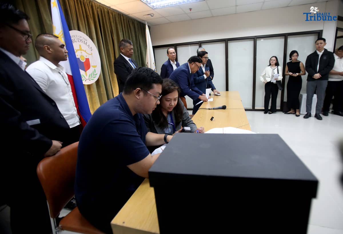 (November 04 2025) ICI chairperson Andres Reyes Jr. submitted another referral before the Ombudsman with Ombudsman Crispin Remulla to oversee during the submission, in the case related to the investigation of the anomalous flood control projects on Tuesday November 4 2025, ICI urging an vestigation of former DPWH Secretary Manuel Bonoan, former Undersecretaries Roberto Bernardo and Maria Catalina Cabral, Bulacan 1st District Engineer Henry Alcantara, Assistant Engineer Bryce Hernandez, and Topnotch Catalyst Builders Inc. owner Eumir Villanueva for their supposed involvement in an irregular riverbank protection project in Plaridel, Bulacan. Photo/Analy Labor