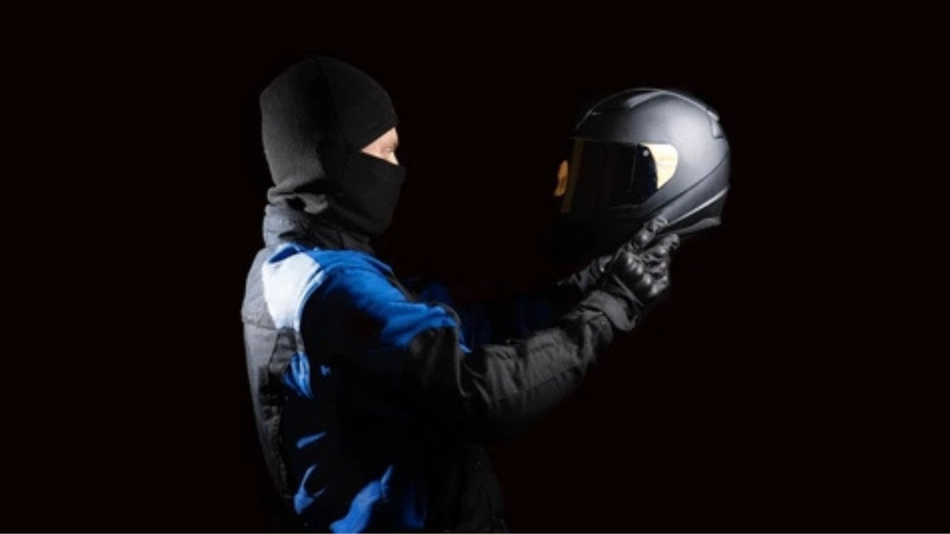 ‘Concealed faces’ now banned in Manila