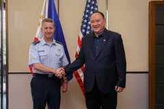 Teodoro, US General Claine discuss stronger defense ties, disaster response