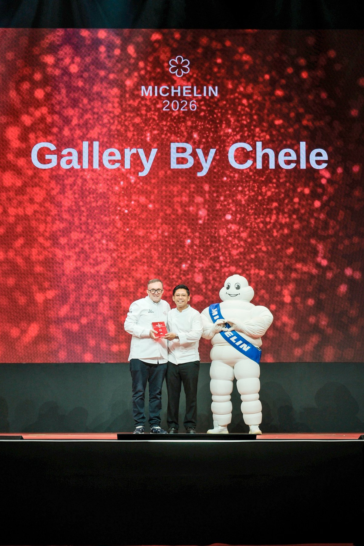 Gallery by Chele was give one star as well as a Green Star.