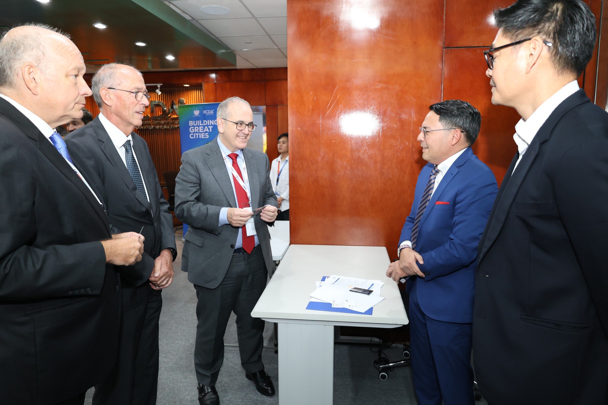 French employer federation MEDEF explores sustainable development partnerships with BCDA