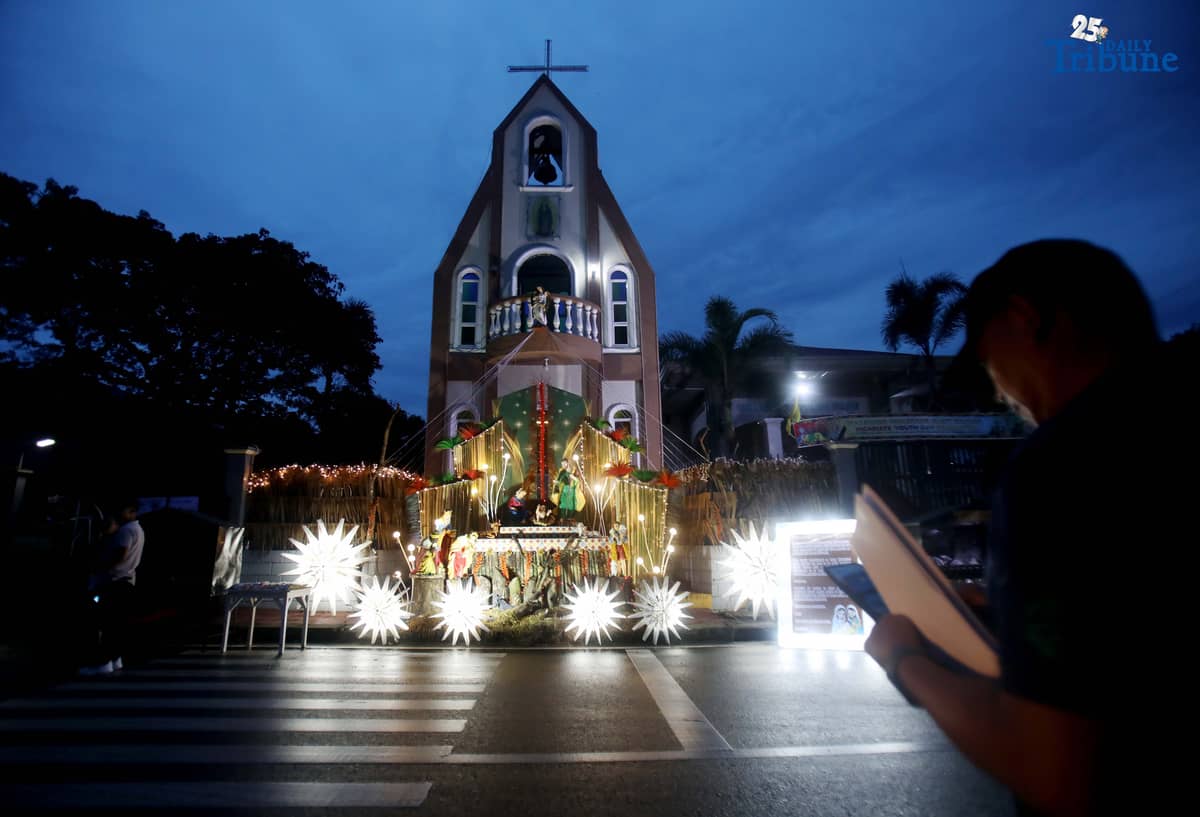 (November 05 2025) Since 2007 with accreditation by the Department of Tourism, the annual festival of the 18th Belenismo sa Tarlac is now open on Tuesday November 4 2025, this year fifty two (52) participants join the competition to show their own unique Belen creations made of recyclable materials, they contribute to the festival’s long-standing representation of unity, creativity, and love, cementing Tarlac’s reputation as the Belen Capital of the Philippines. The festival has also become an iconic symbol of unity within the province. This voluntary effort by the people of Tarlac reflects their dedication to restoring the religious and cultural significance of the Belen as a true emblem of Christmas. Photo/Analy Labor
