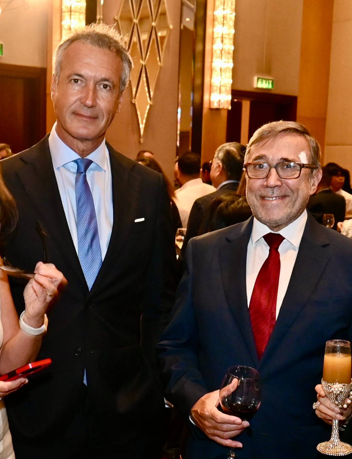 Ambassador of Netherlands Pieter Ten Bosch and Ambassador of Argentina Ricardo Bocalandro.