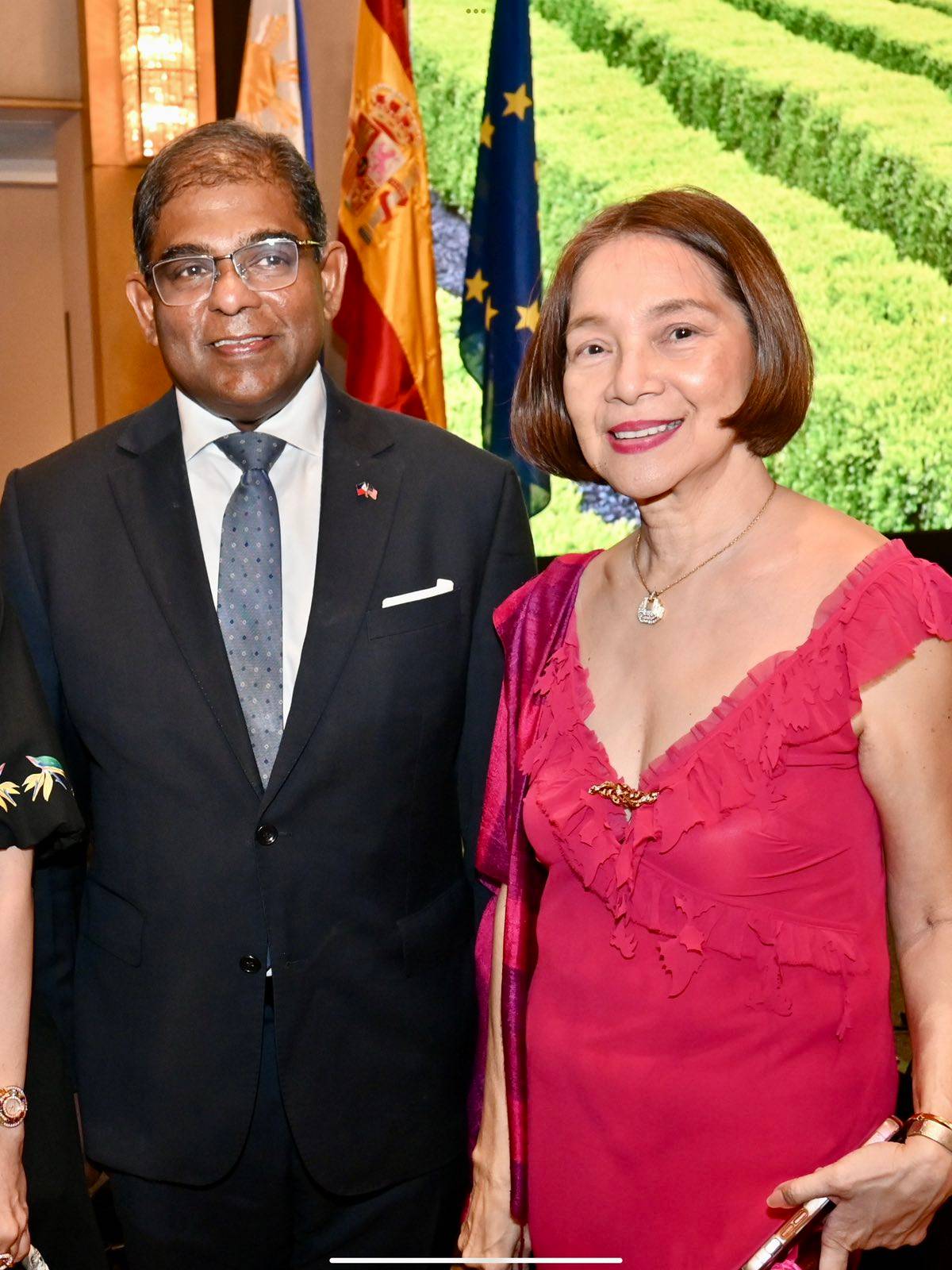 Ambassador of Malaysia Abdul Melvin Castelino and Marivic Rufino.