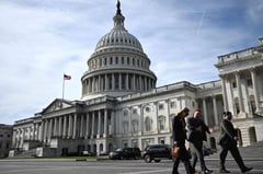 U.S. to cut flights amid government shutdown