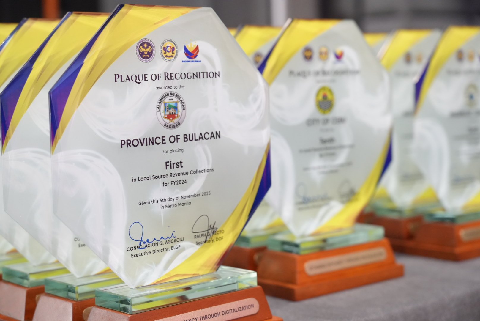 Around P3.4-billion worth of revenues collected has put the Province of Bulacan in the top spot in Local Source Revenue Collections for Fiscal Year 2024 during the Bureau of Local Government Finance (BLGF) 38th Founding Anniversary and Stakeholders’ Recognition.