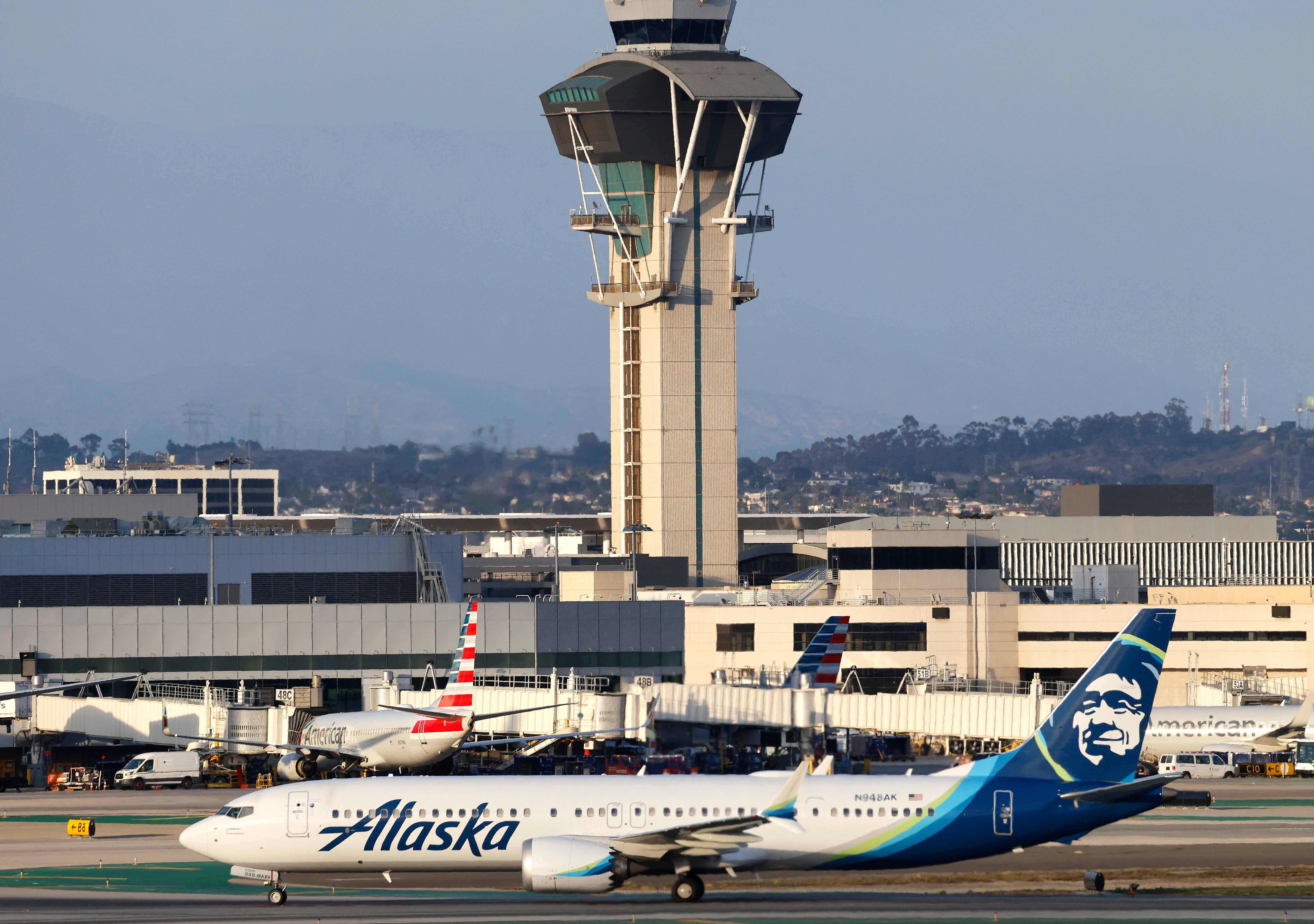 LIST: Airports hit by FAA flight reductions as holiday travel nears