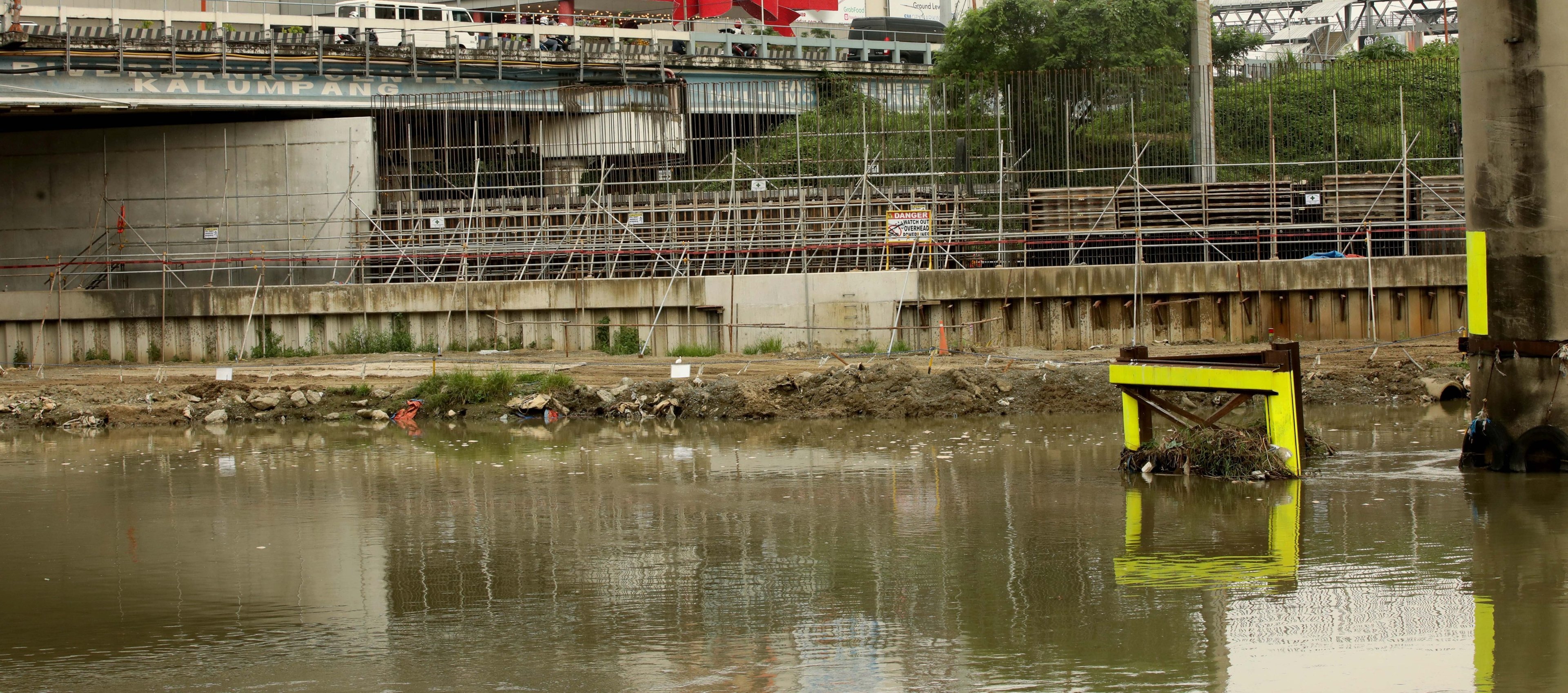 ‘FLOODGATE’ sinks growth