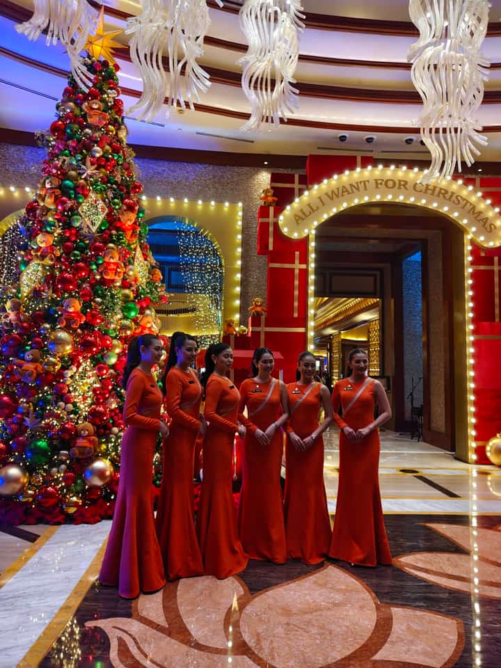 It's a grand Christmas celebration at Solaire Entertainment Resort.