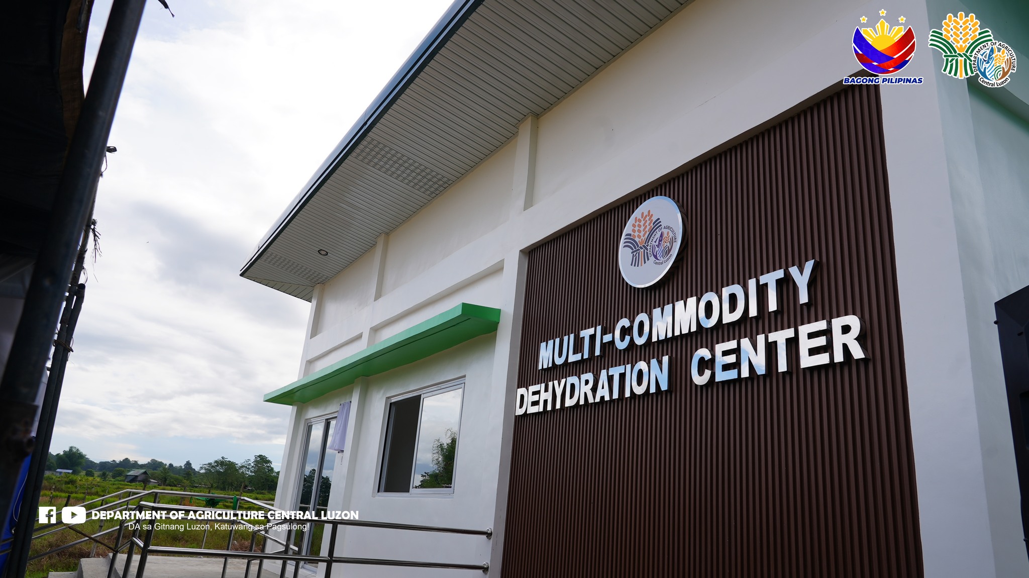 DA hands over P4.6-M solar-powered dehydration facility to Cuyapo farmers