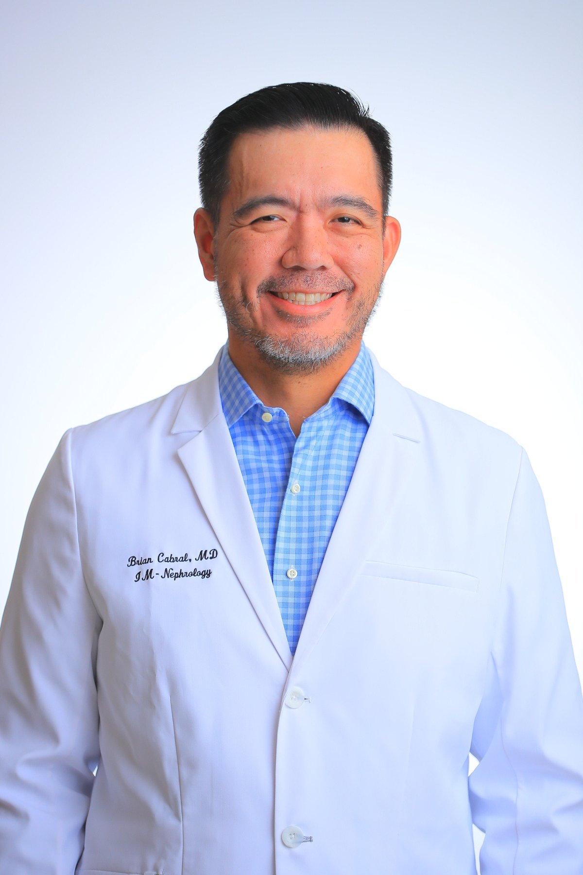 Dr. Brian Cabral is a General and Transplant Nephrologist.