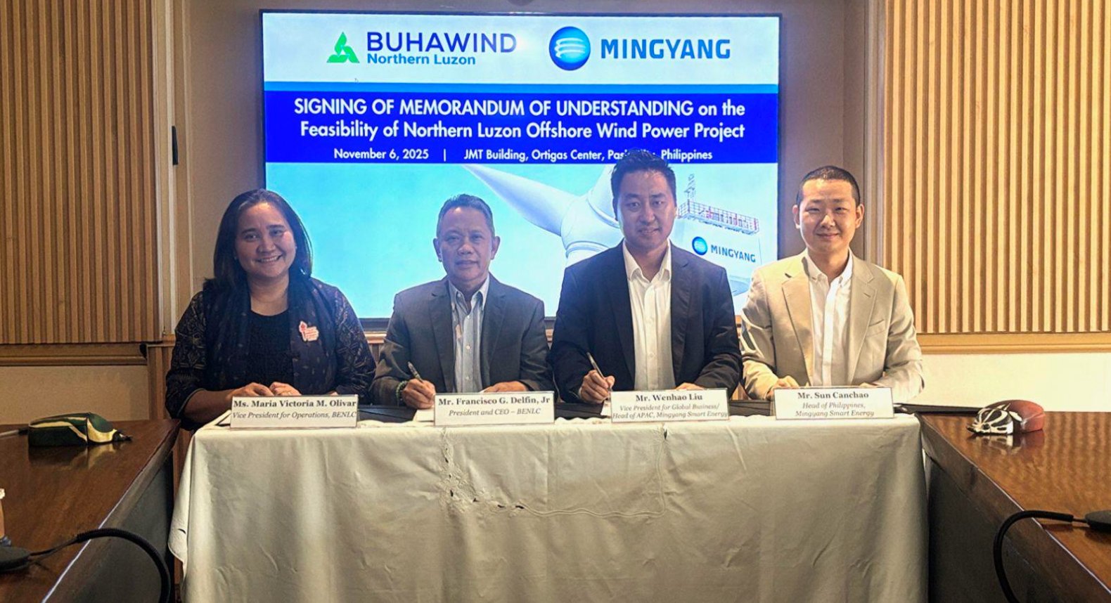 BENLC and Mingyang officials at the MOU signing for the two-gigawatt Northern Luzon offshore wind project.
