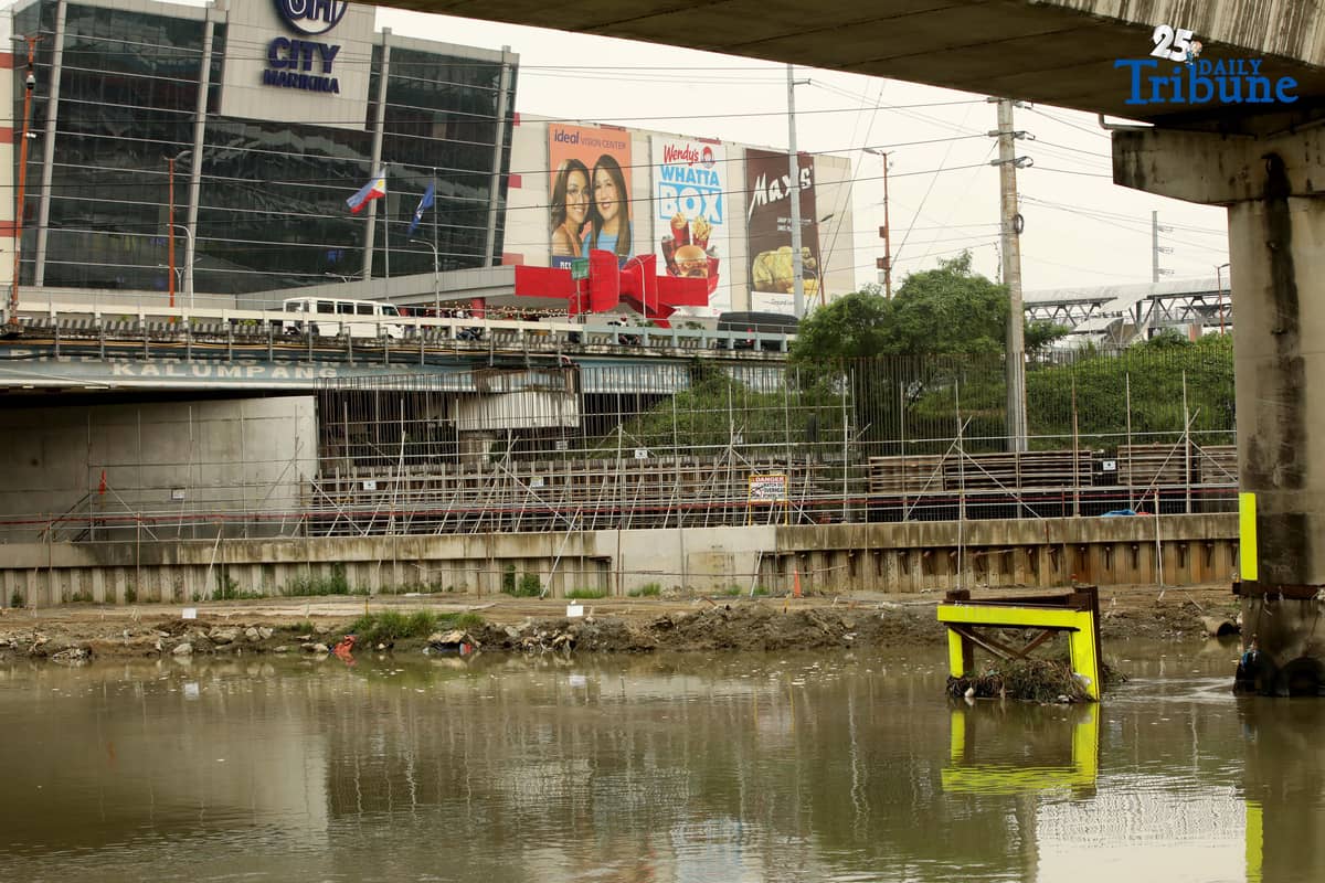 The ongoing mitigation project against flood at Marikina river in Marikina City, on Friday, 07 November 2025.