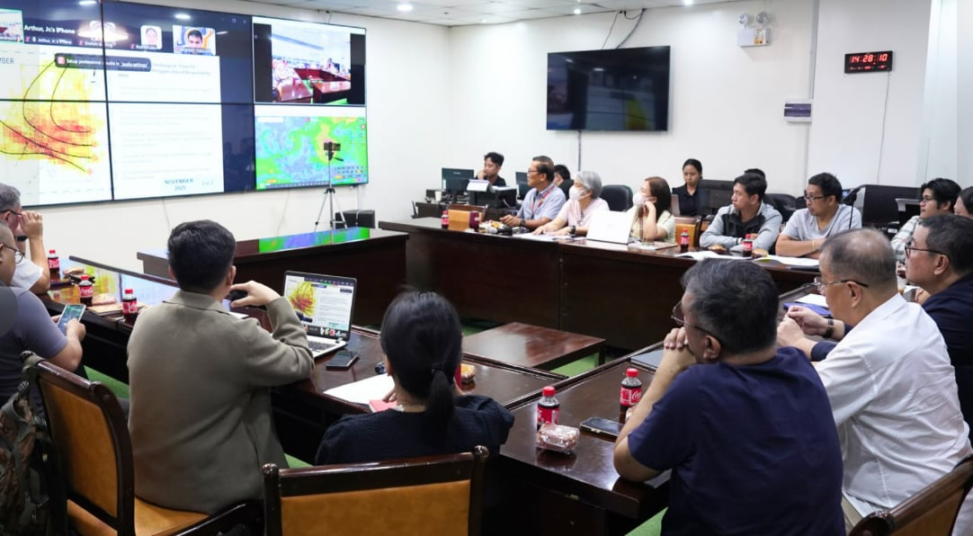 Iloilo on high alert: PDRRMC urges work, class suspension as #UwanPH looms