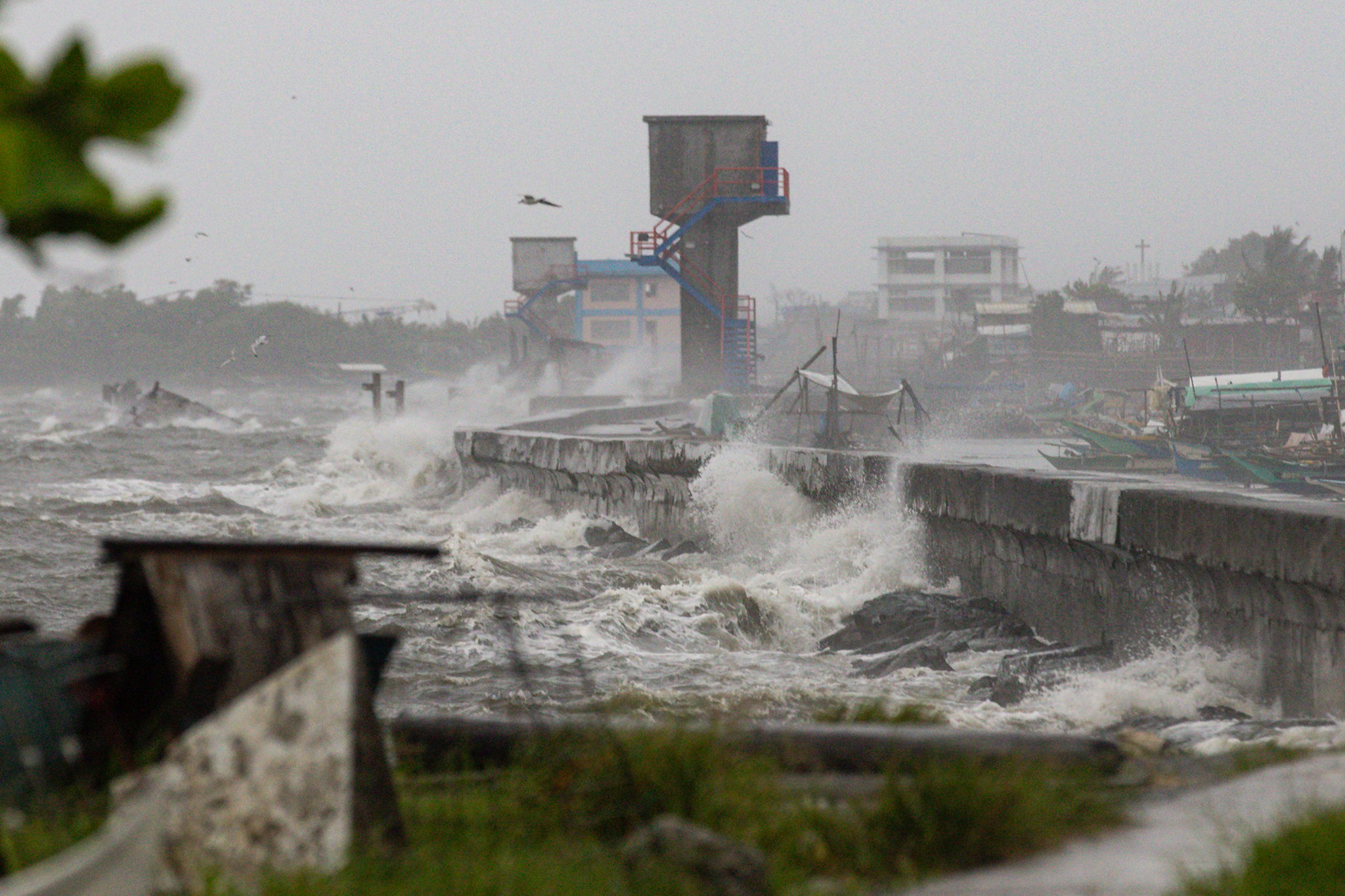 Fishing activities not allowed as Super Typhoon Uwan lashes the country