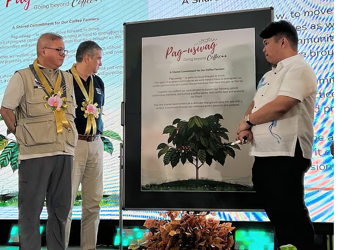 Private producers and the government have teamed up to raise the flag of Philippine coffee beans in the international market. The collaboration has the participation of (from left) Agriculture Secretary Francisco Tiu Laurel Jr., Mauricio Alarcon, chairman and CEO of Nestlé Philippines and Sultan Kudarat Governor Datu Pax Ali Mangudadatu.