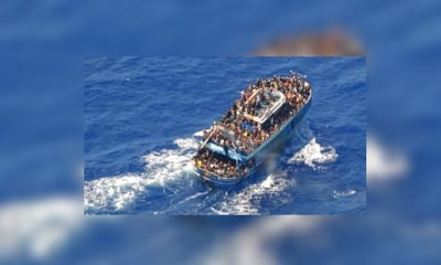 One dead, 10 rescued as boat with 90 migrants sinks