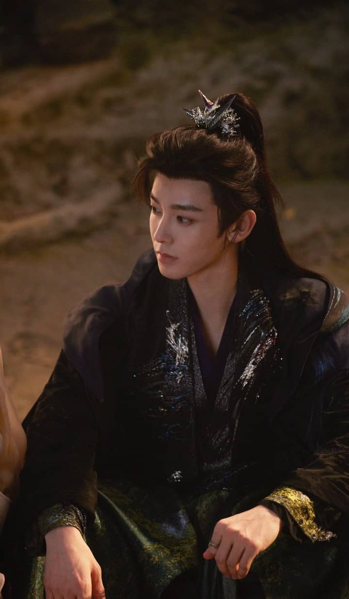Ji Bozai, a convict from the enigmatic Jixing Abyss.