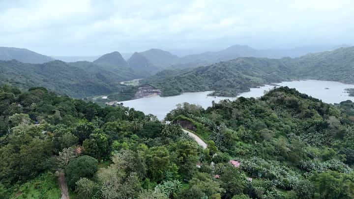 DARK clouds loom over the Sierra Madre mountain range along the Casili River in Barangay Pintong Bukawe, San Mateo, Rizal. Philippine Atmospheric, Geophysical and Astronomical Services Administration notes that Luzon’s mountainous terrains, including Sierra Madre, helped weaken super typhoon ‘Uwan’ (Fung-wong) as it crossed the country.