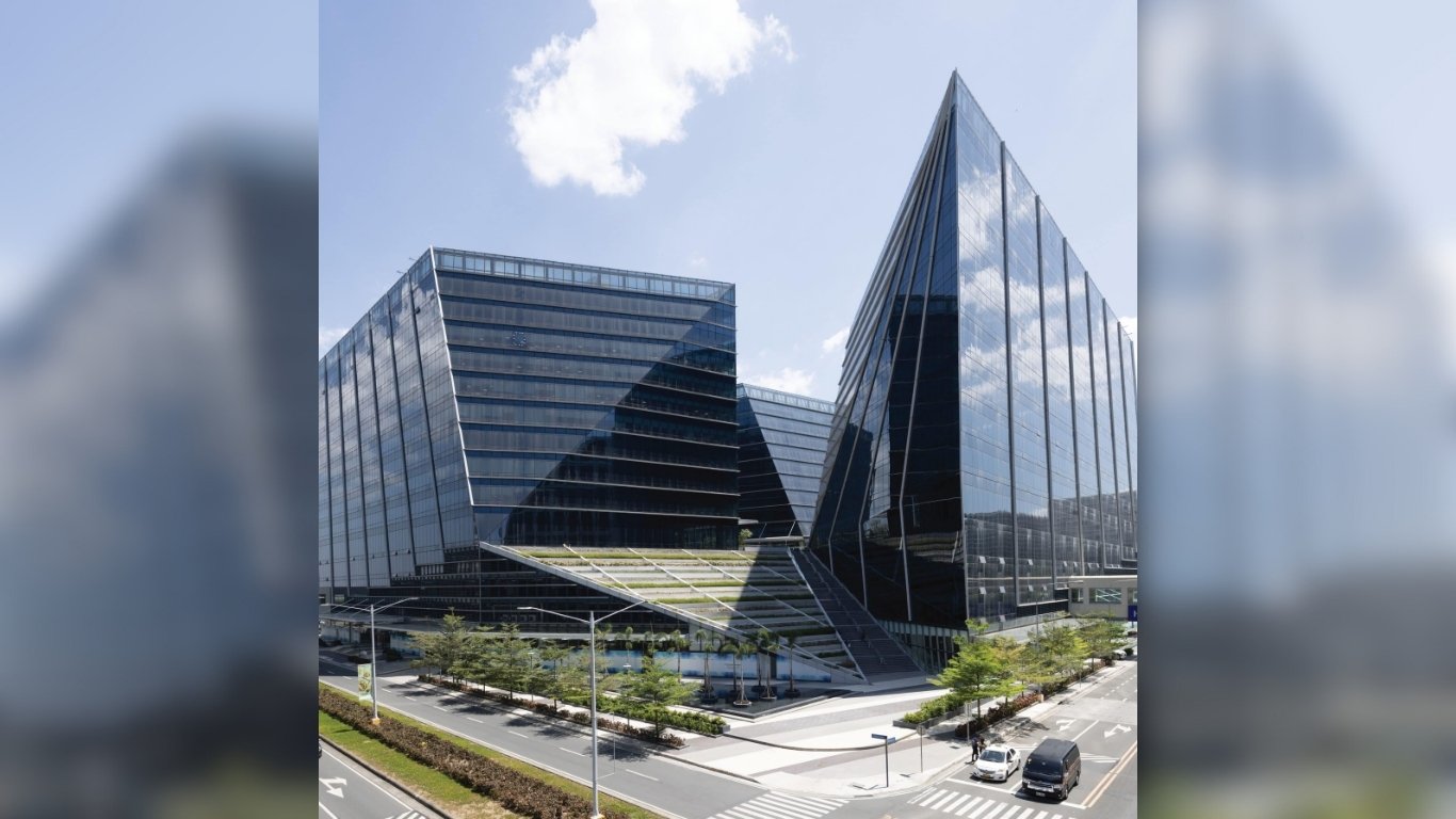 SM Prime profit hits P37B on mall gains