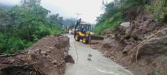 30 national roads remain impassable due to #UwanPH — DPWH