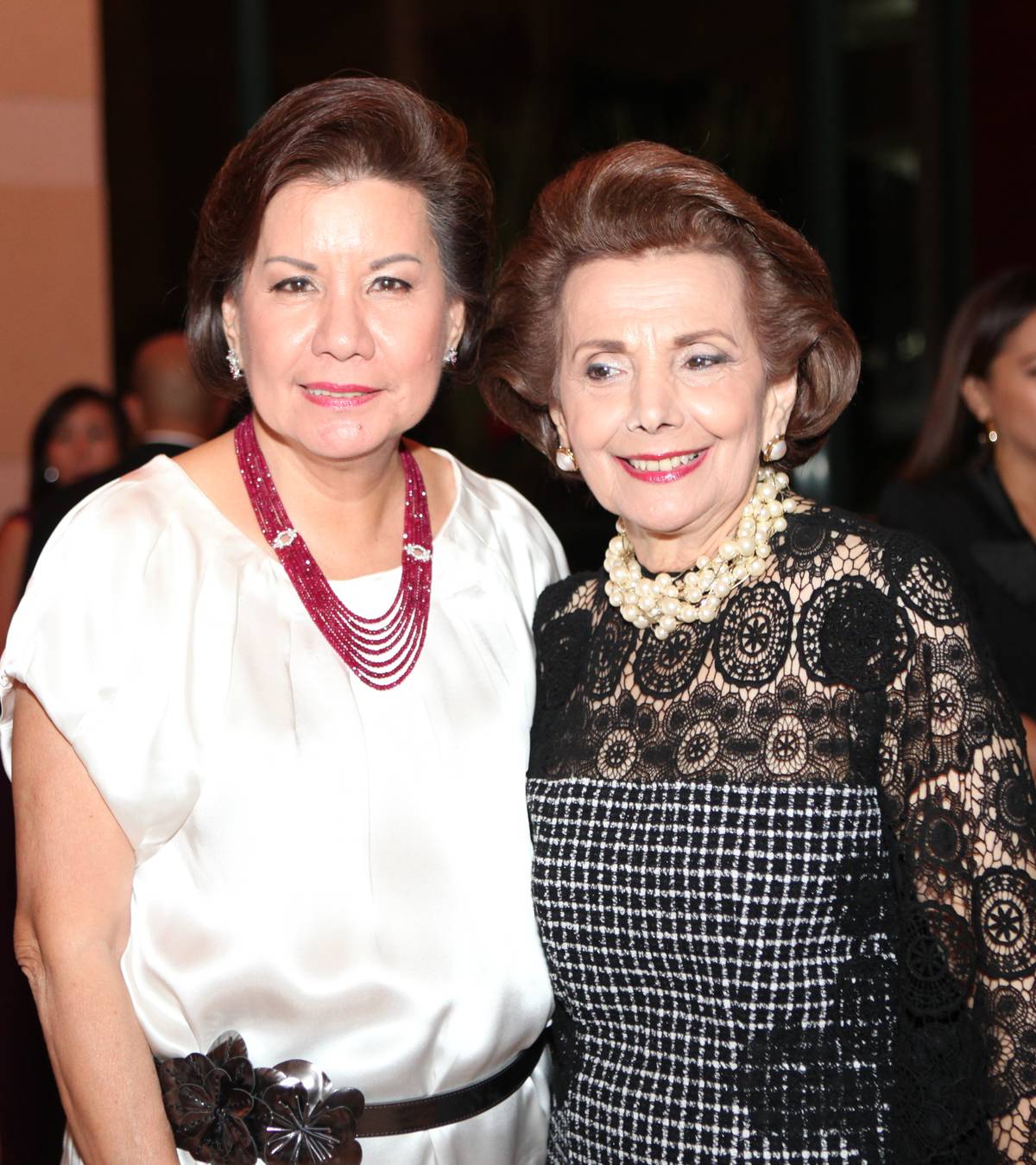 Best friends Annie Aboitiz and Teresin Mendezona.