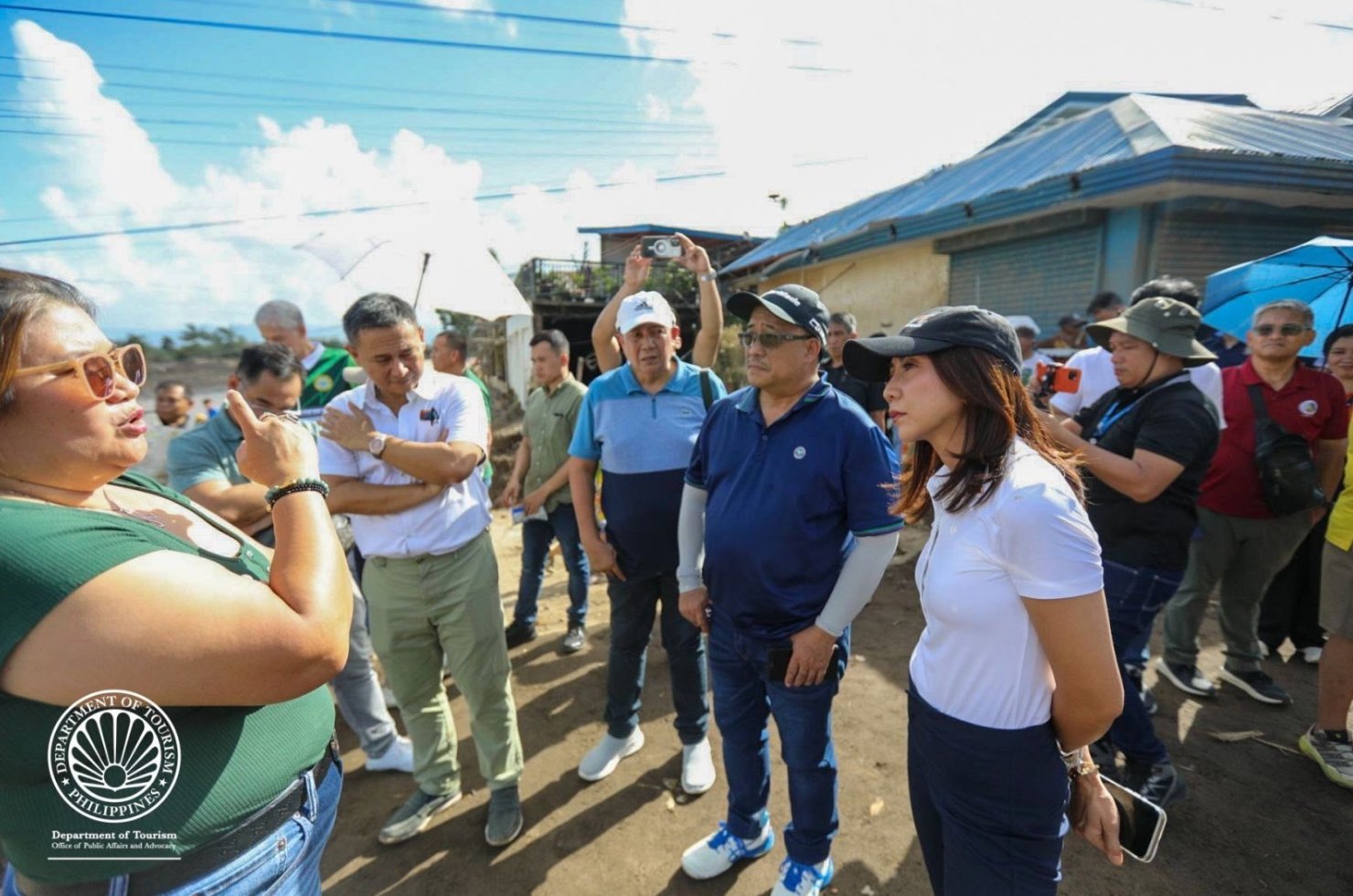 Frasco, Angara lead P95-M relief in Negros