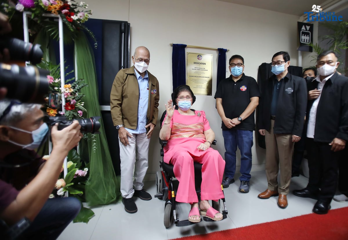 Former First Lady Imelda Romualdez Marcos and MMDA Chairman Don Artes lead the unveiling of a dedication marker at the MMFF Auditorium in Pasig City on Wednesday, 12 November 2025, as part of the month-long celebration of the MMDA’s 50th Founding Anniversary. The event honored Marcos, who once served as governor of the former Metro Manila Commission, now known as the Metropolitan Manila Development Authority (MMDA)