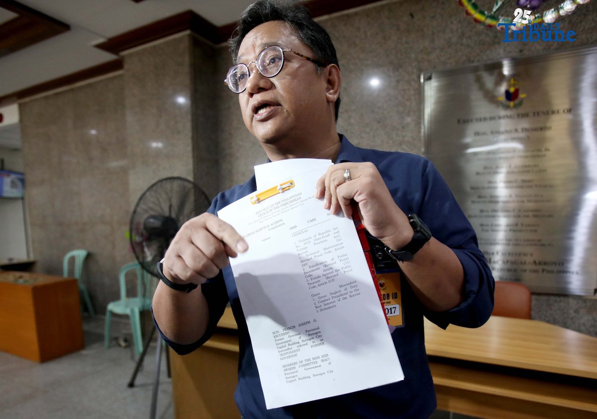 (November 14 2025) Atty. Eldridge Marvin B. Aceron speak on an interview during his filing charges of systematic corruption, misappropriation of public funds, procurement fraud and gross neglect of duty against former Governor of Sorsogon, now Senator, Francis "Chiz" Escudero, at the Ombudsman in Quezon City on Friday November 14 2025. Photo/Analy Labor
