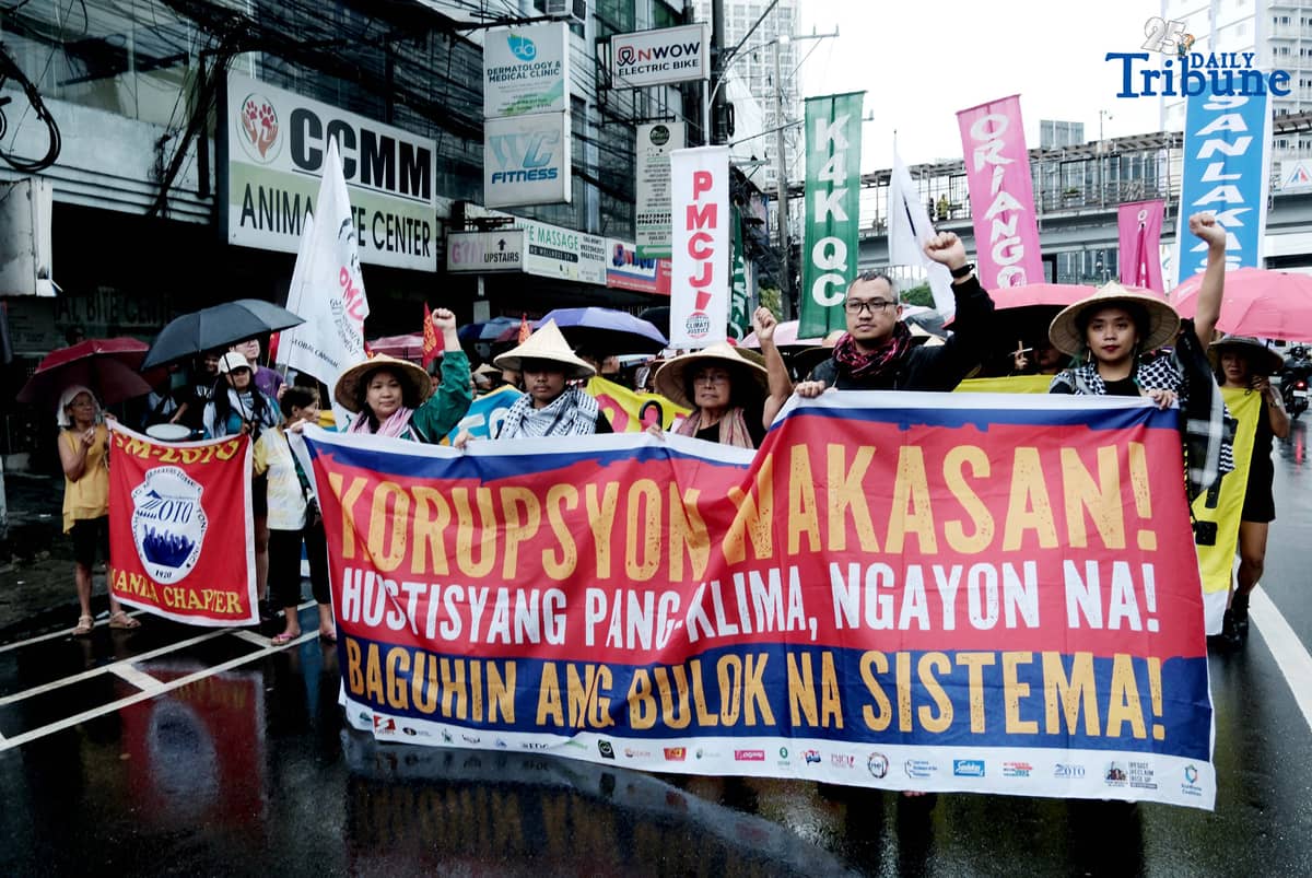 Climate advocates gathered and marched along E. Rodriguez Avenue in Quezon City on 15 November to join the global day of action for climate justice. The group decried the domination of a system they said allows people to suffer the harshest impacts of the climate crisis and called for urgent measures to address the worsening situation and drive fundamental systemic change in the Philippines.
The march coincides with world leaders gathering in the air-conditioned halls of Belém, Brazil, for COP30.