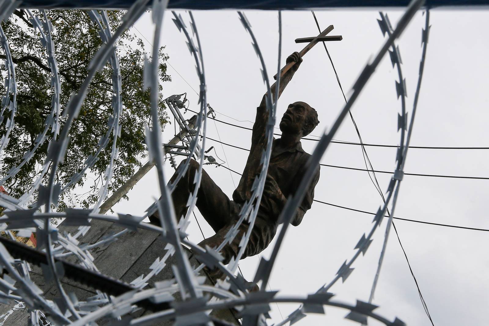 Police personnel install razor wires, concrete barriers, and container vans in various streets leading towards Malacañang compound in Manila on 15 November 2025, in preparation for the upcoming anti-corruption protests.

The following streets, General Solano, Nicanor Padilla, Arlegui, and Mendiola, are no longer accessible to motorists.