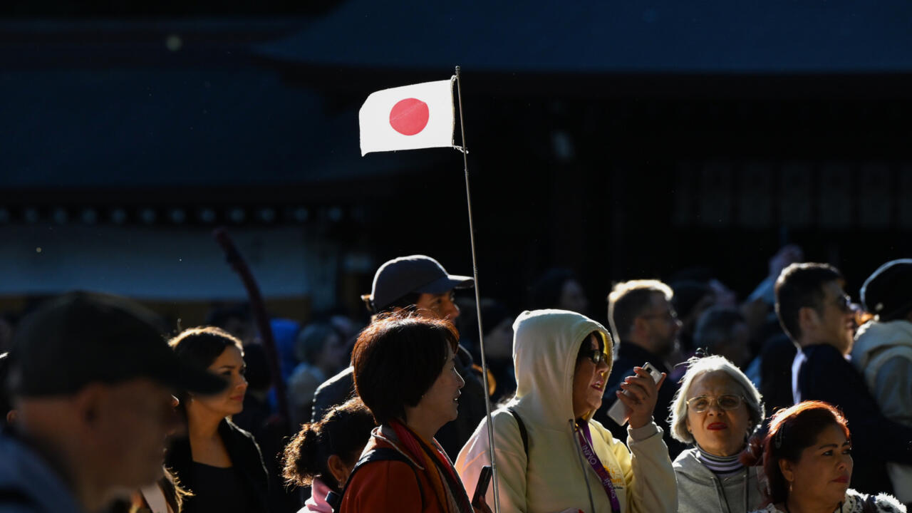 Avoid Japan travel, China tells citizens 