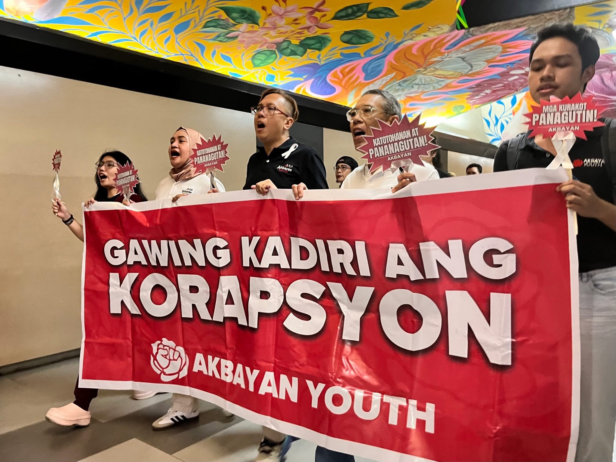 Opposition tells Sara: 'Enough excuses'