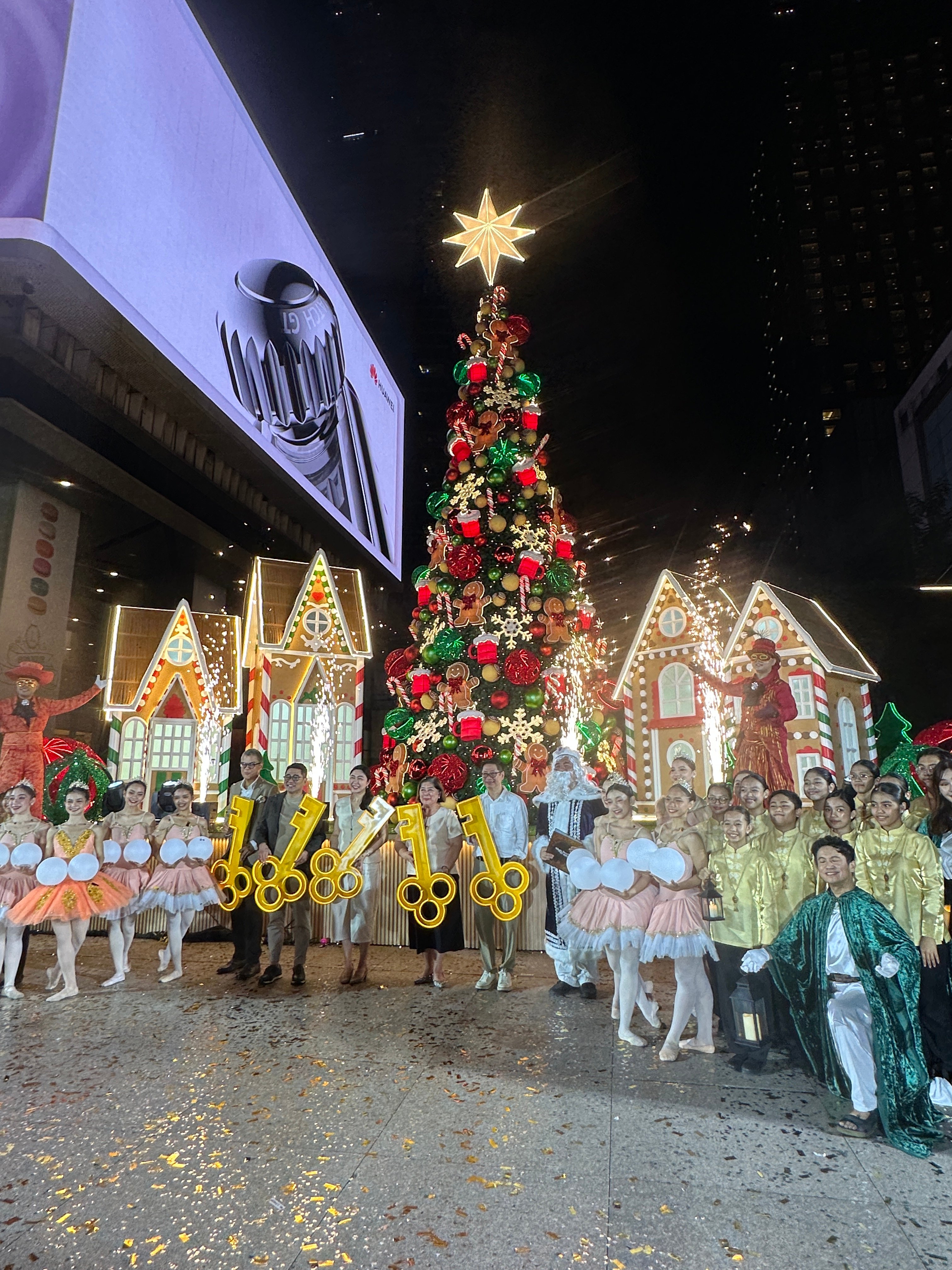 BGC lights up in red and gold for a High Street Holiday 