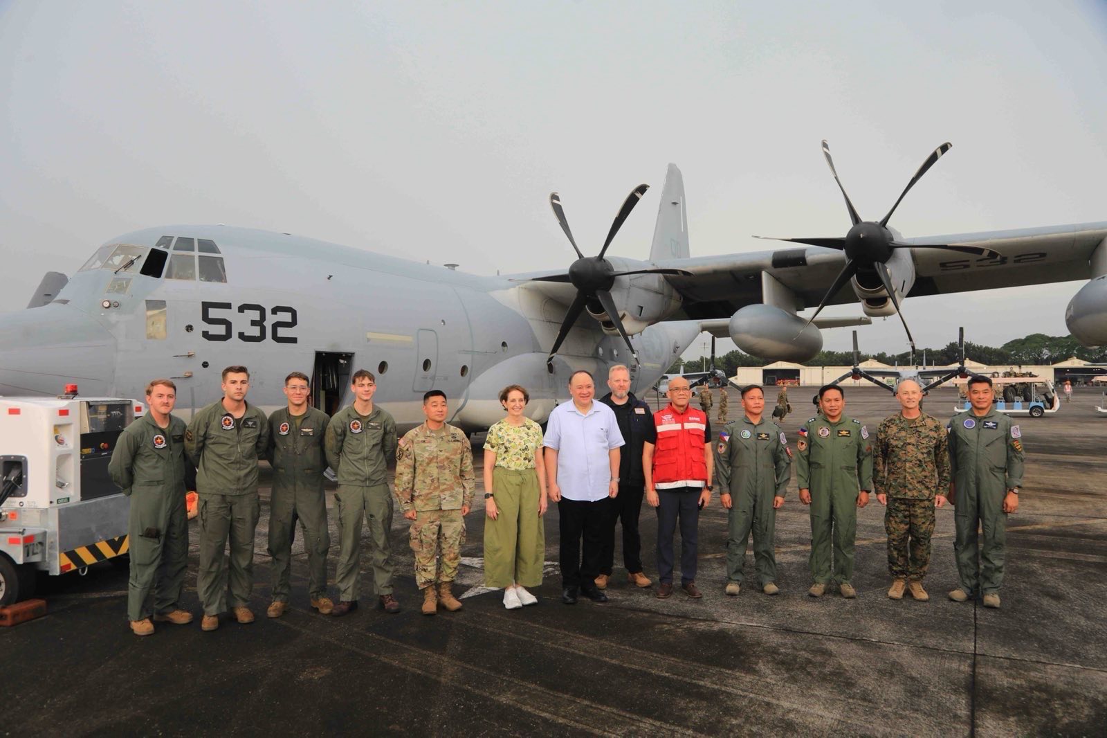 Teodoro, US envoy inspect PAF–US disaster relief operations at Clark