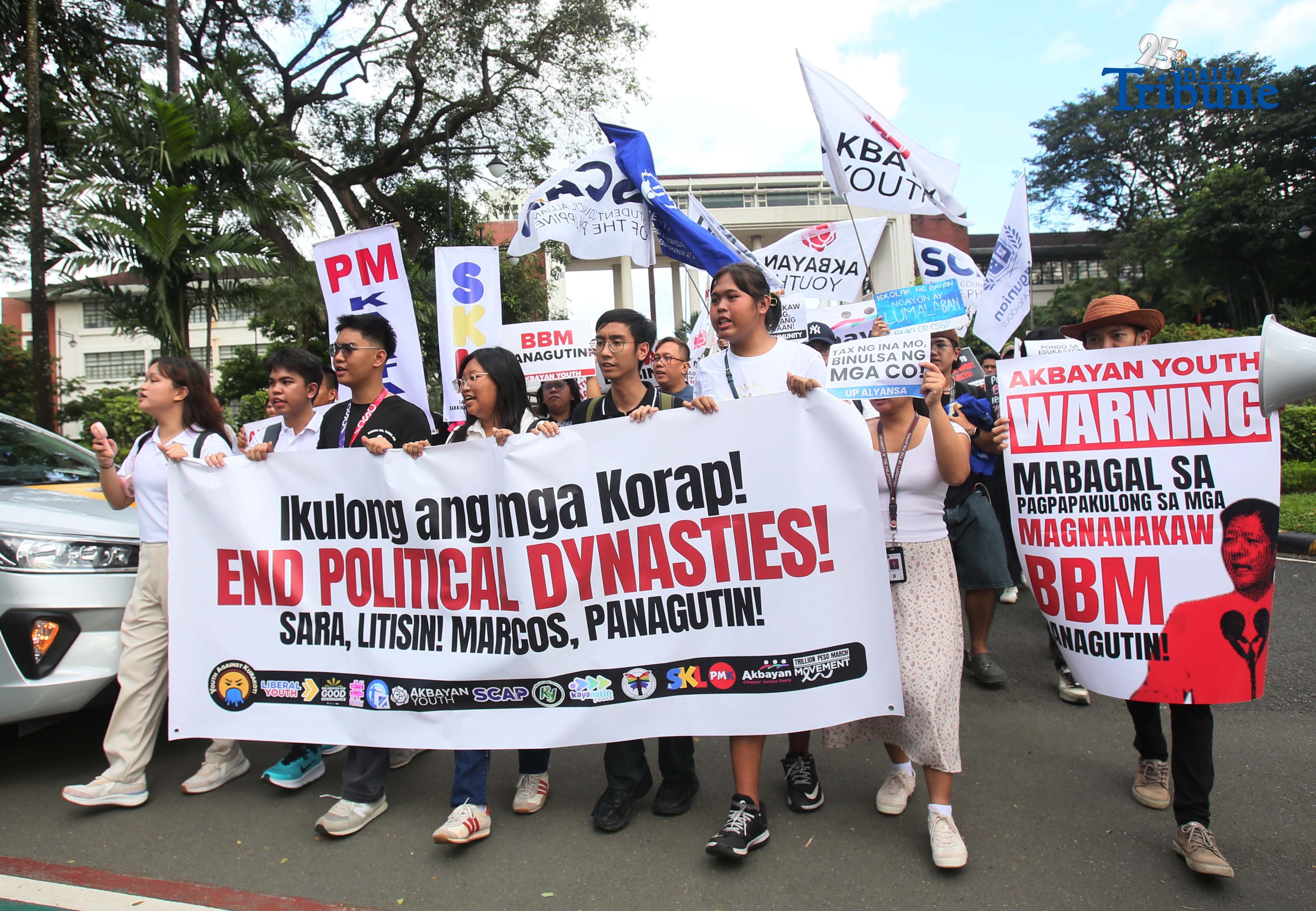 Students mark International Students’ Day with protest vs flood control scandal