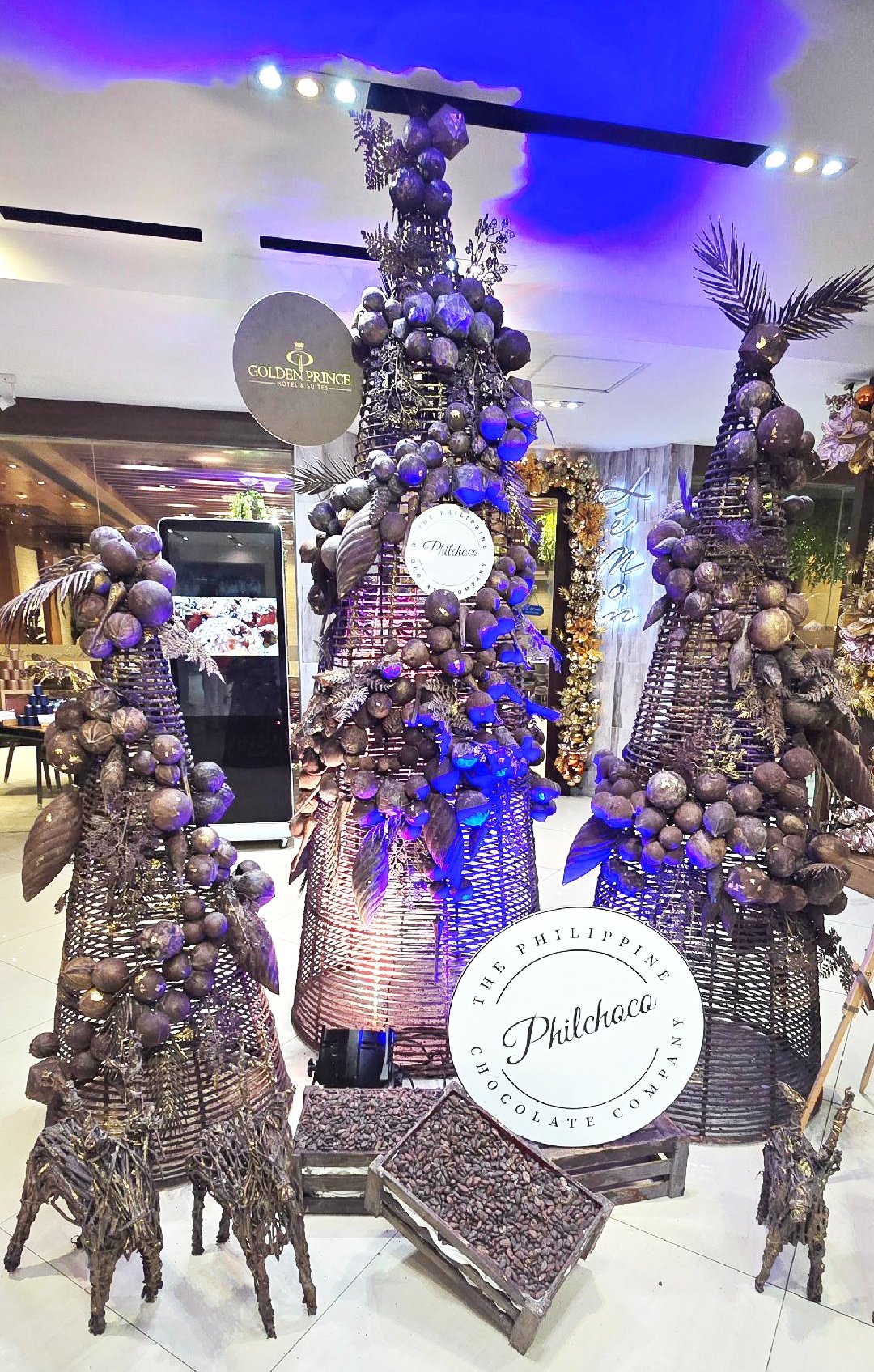 The Chocolate Christmas Tree by Philchoco at Golden Prince Hotel and Suites.