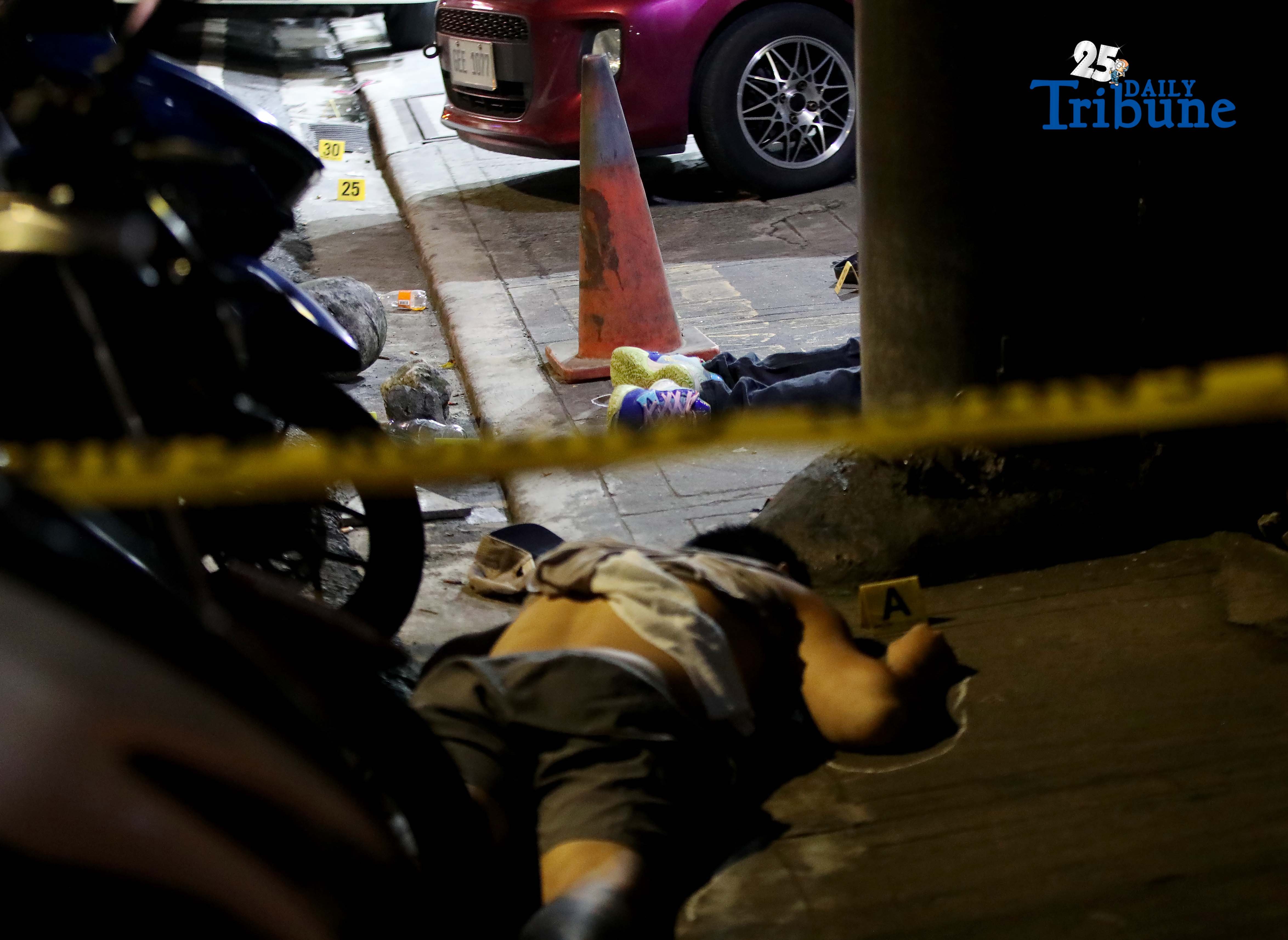 PNP-PDEG Ops in Cubao leave three dead 