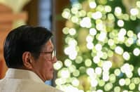 President Ferdinand ‘Bongbong’ Marcos Jr. faces fresh challenges anew as the budget insertions controversy continues to heat up with no solid developments in the investigations.