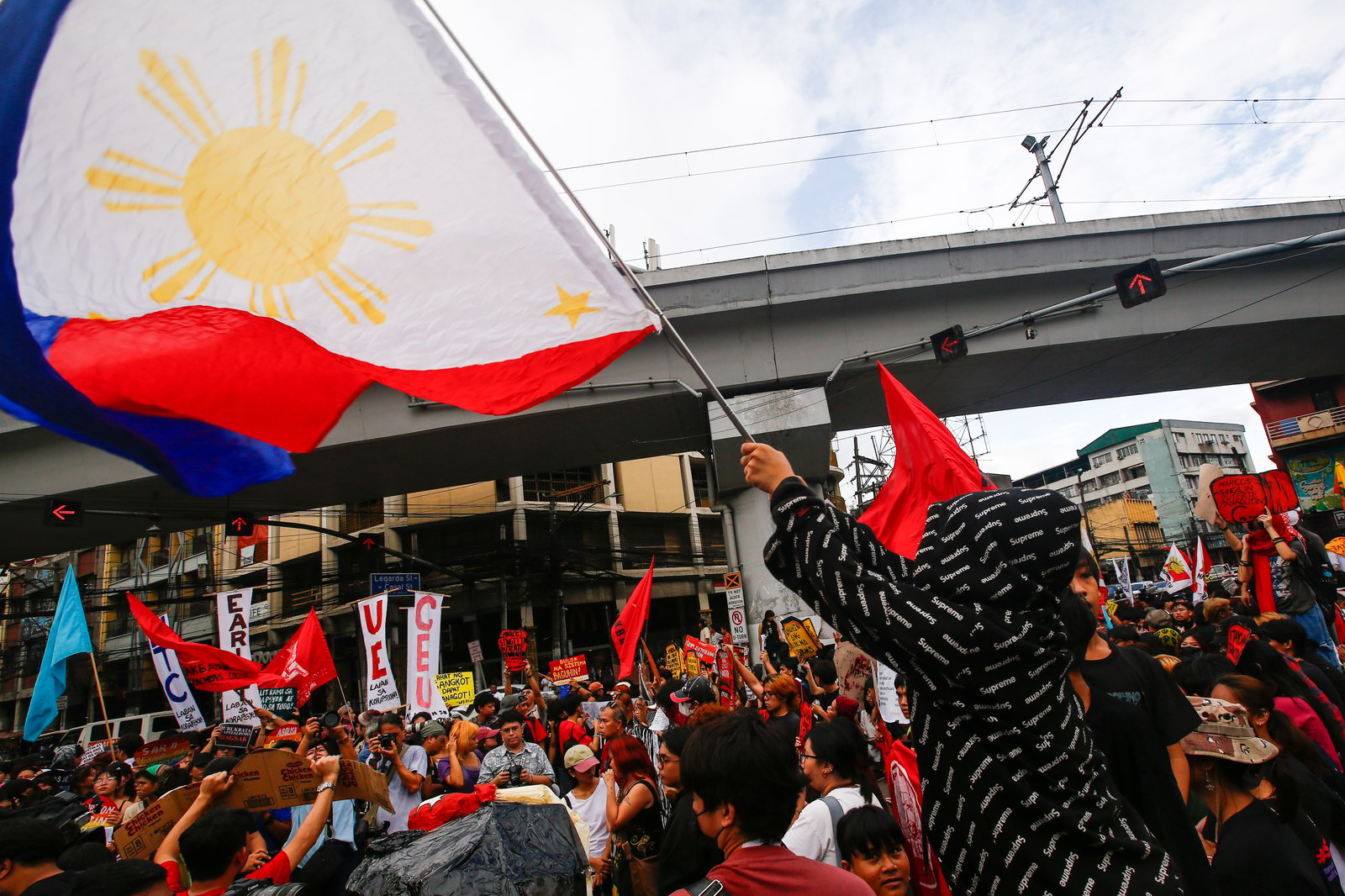 Students and your organization along U-Belt and Taft Avenue march to Mendiola on Friday afternoon, 21 November 2025, for the national day of walkout. They are calling for the resignation of President Ferdinand Marcos Jr. and Vice-President Sara Duterte and all public officials involved in the massive corruption.