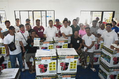 700 farmers, fisherfolk receive agricultural interventions in Bulacan